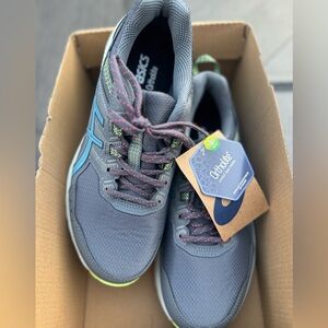 New with tags running shoes!